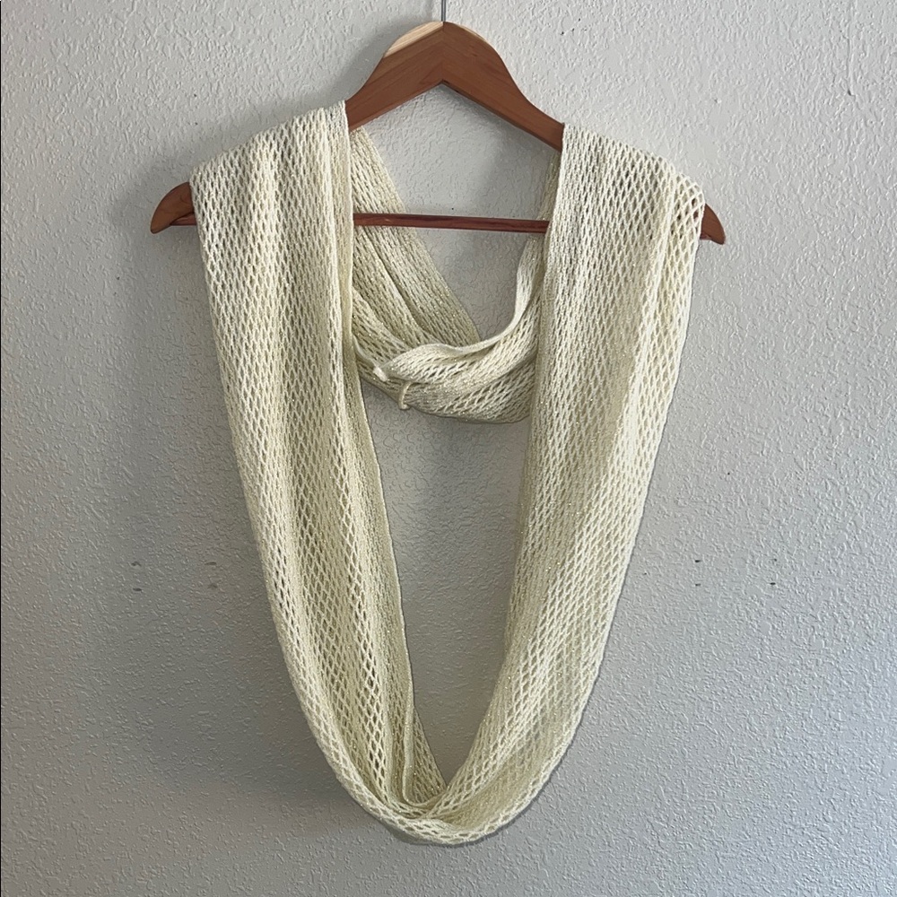 Cejon Ivory Knit Mesh Scarf